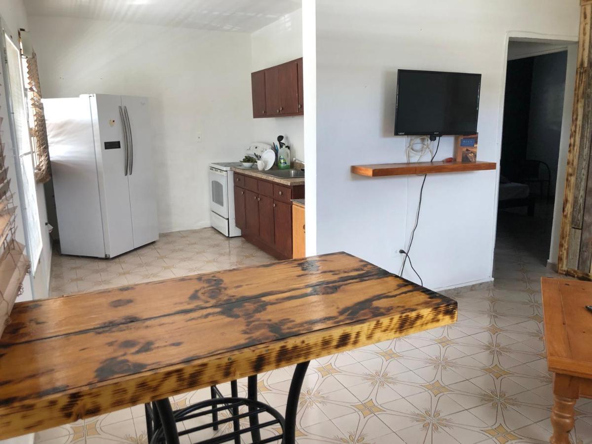 لوكويللو Jay'S Home By The Beach & Rainforest المظهر الخارجي الصورة